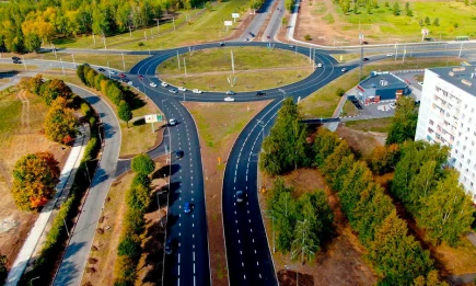 Радмир Беляев поздравил нижнекамцев с Днём строителя - НТР 24