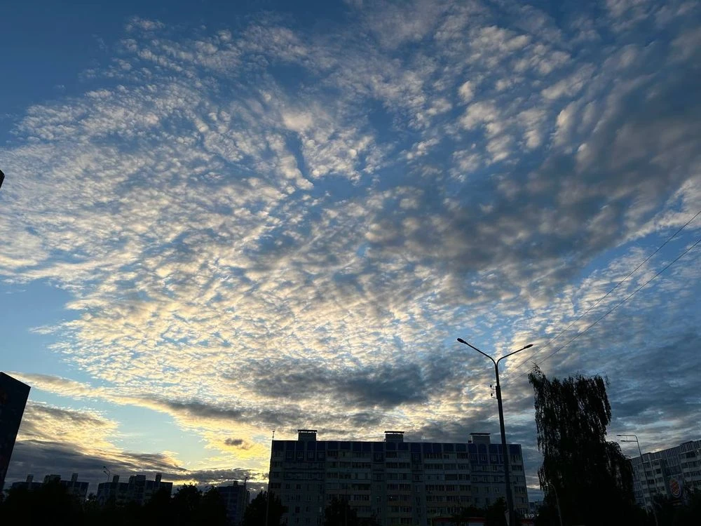 небо над Нижнекамском в облаках