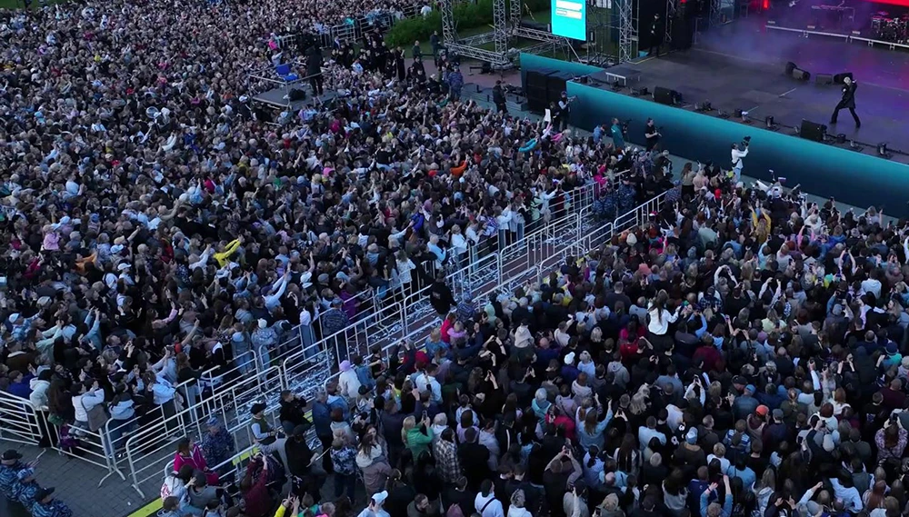 жители нижнекамска на концерте