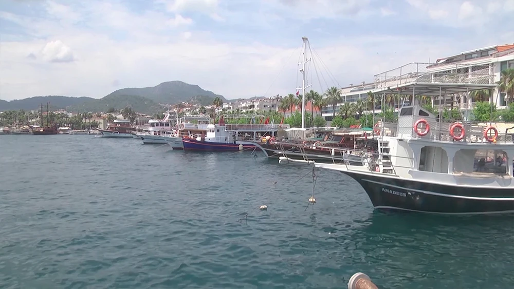 Пристань с яхтами в Турции