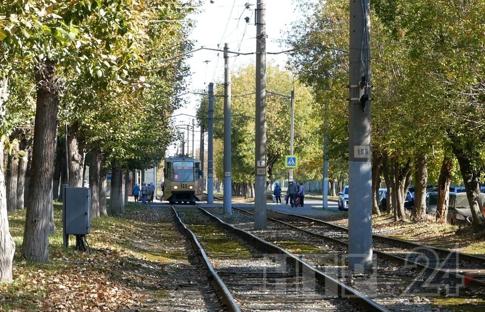 трамвай по маршруту № 2 в Нижнекамске