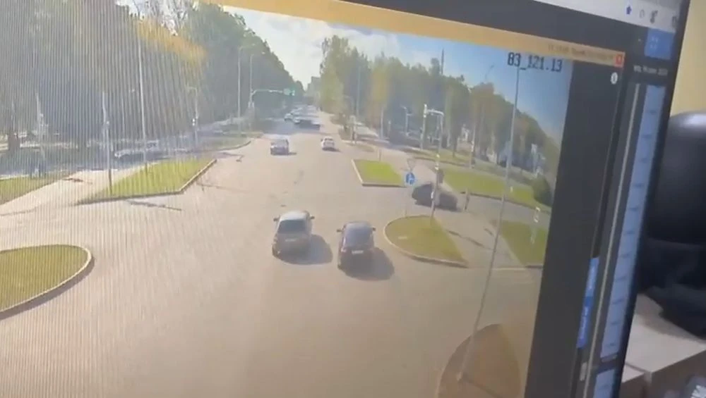 наезд на пешехода на перекрестке Юности - Корабельная в нижнекамске