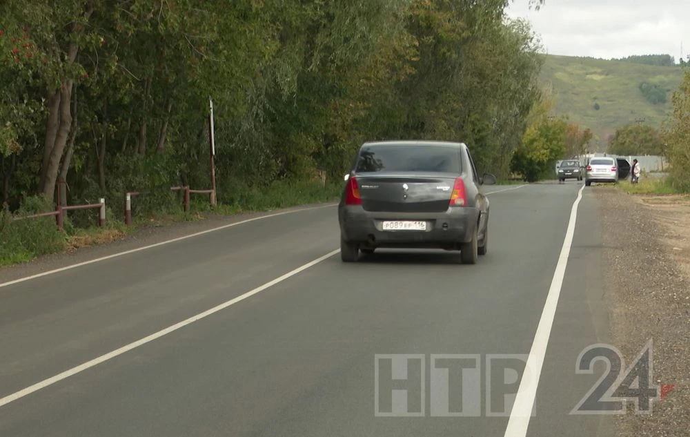 дорога на дамбе в Нижнекамске