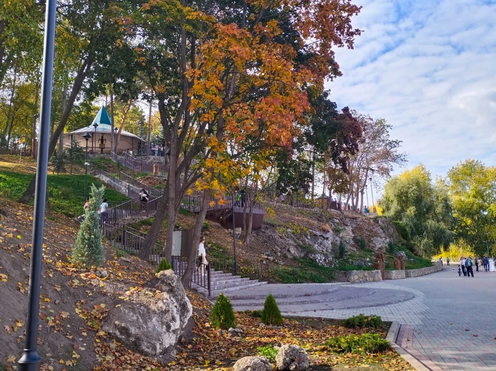 родник Святой ключ в Нижнекамске осенью