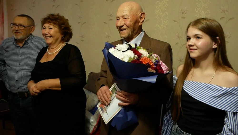 труженик тыла Иван Костров в Нижнекамском районе празднует 95-летие