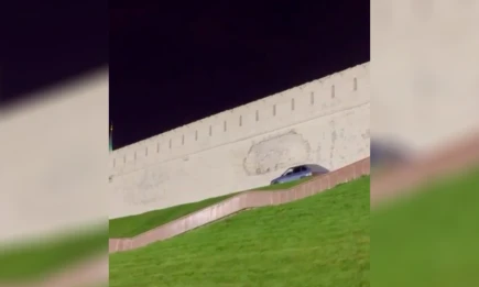 На водителя «девятки», проехавшего вдоль стен Казанского Кремля, составили 64 административных материала - НТР 24