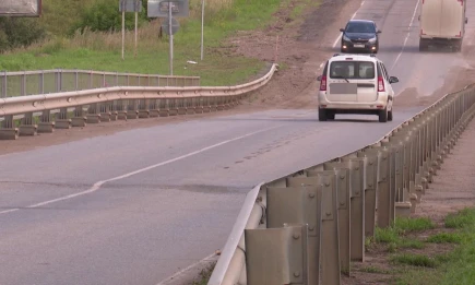 В Нижнекамске в ходе операции ГАИ оштрафовали за выезд на встречку 22 водителей - НТР 24