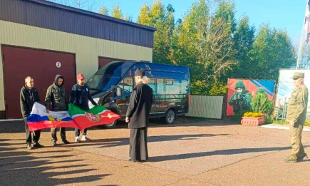 Из Нижнекамска на службу по контракту отправились ещё трое военнослужащих - НТР 24