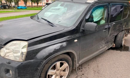 В Нижнекамске водитель Нивы проехал на красный свет и устроил ДТП с пострадавшей - НТР 24