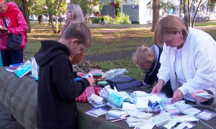 В Нижнекамске помогли собраться в школу 11 детям из семей военных - НТР 24