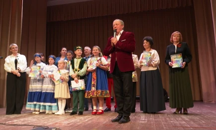 «Поющая волна»: в Нижнекамске от мала до велика на одной сцене - НТР 24