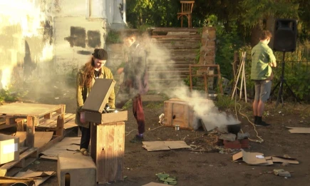 Нижнекамский ТЮЗ поставил пьесу на территории усадьбы Стахеевых - НТР 24