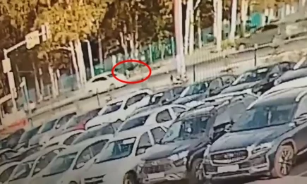 В промзоне Нижнекамска напротив поликлиники сбили мужчину - НТР 24