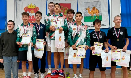 Нижнекамские бадминтонисты успешно выступили на всероссийском турнире - НТР 24