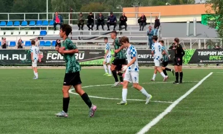 Нижнекамские футболисты стали чемпионами турнира памяти Винникова, забив мяч на последних секундах - НТР 24