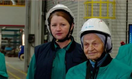 Династии СИБУРа: на НКНХ устроили родительский день для ветеранов - НТР 24