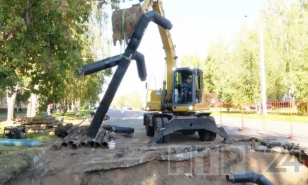 «Татэнерго» проводит масштабные работы по замене труб на ул. Бызова - НТР 24