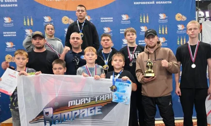 Нижнекамские тайбоксеры привезли 9 медалей с межрегионального турнира - НТР 24