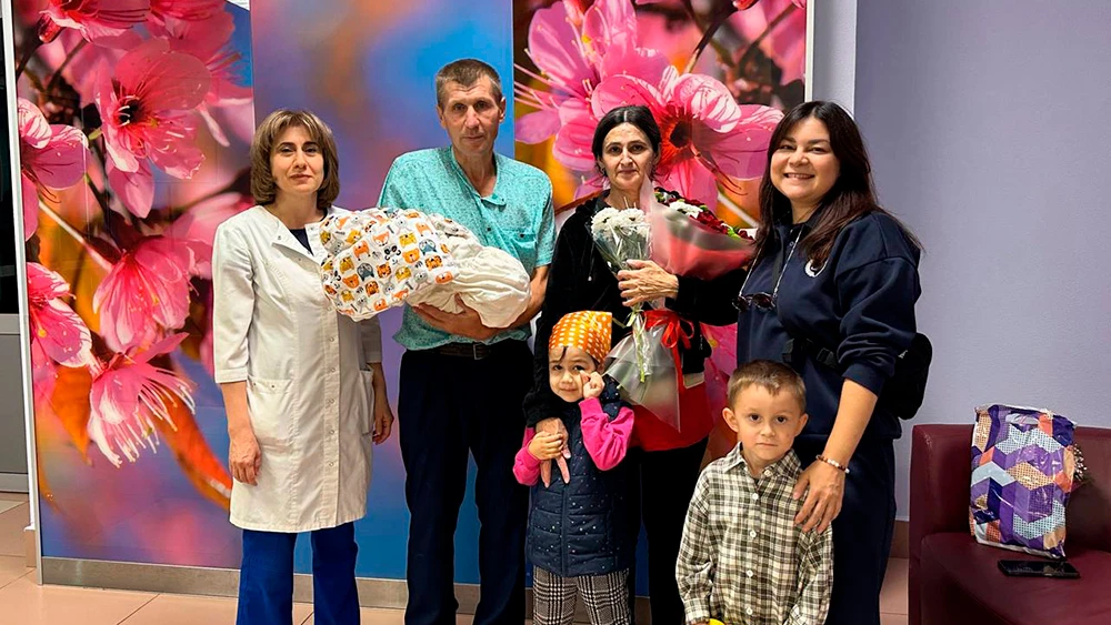 Семья в Татарстане после вторых родов