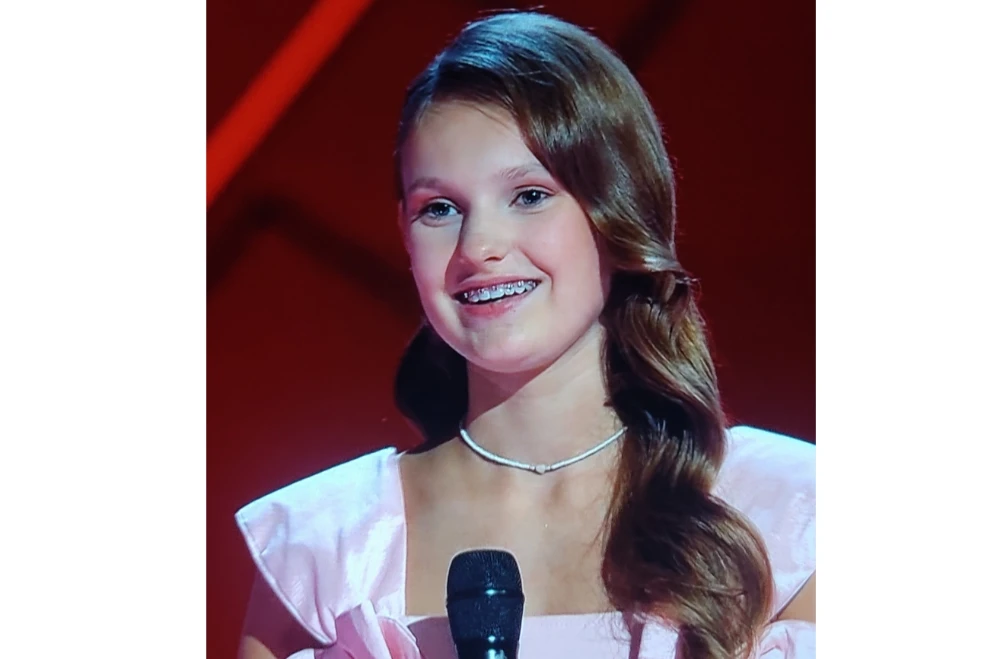 Арина Кияшко на слепых прослушиваниях в Голос Дети