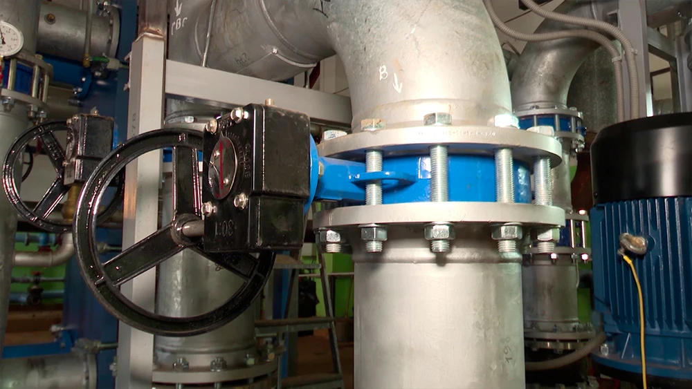 Труба в ЦТП Нижнекамска