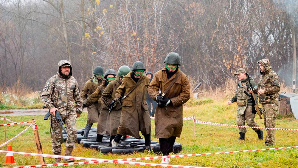Участники «Гонки героев»