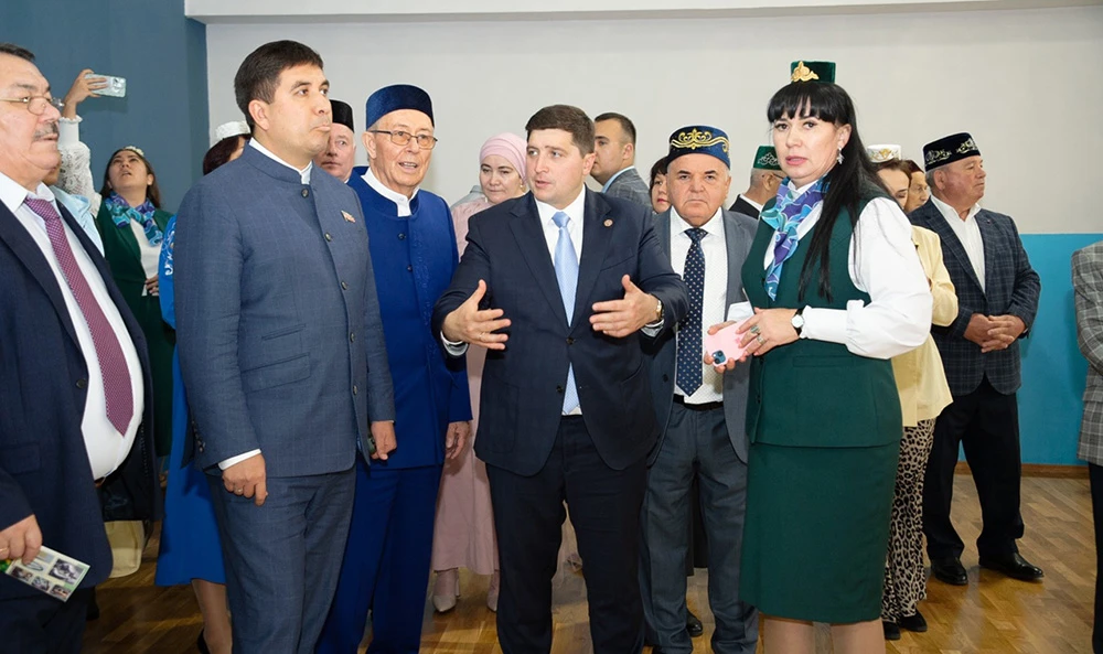 Представители районных отделений Всемирного конгресса татар в Нижнекамске