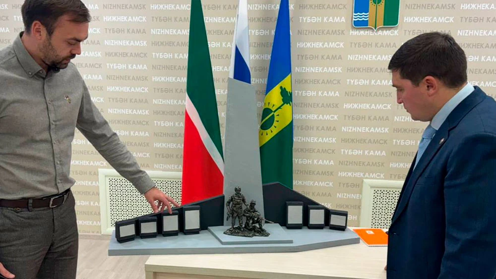 Макет мемориального комплекса, посвященного участникам специальной военной операции