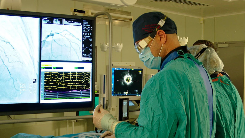 Операция на сосудах с алмазным буром в Нижнекамске