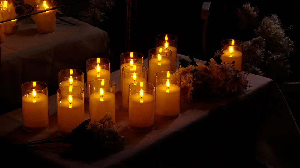 Зажженные свечи