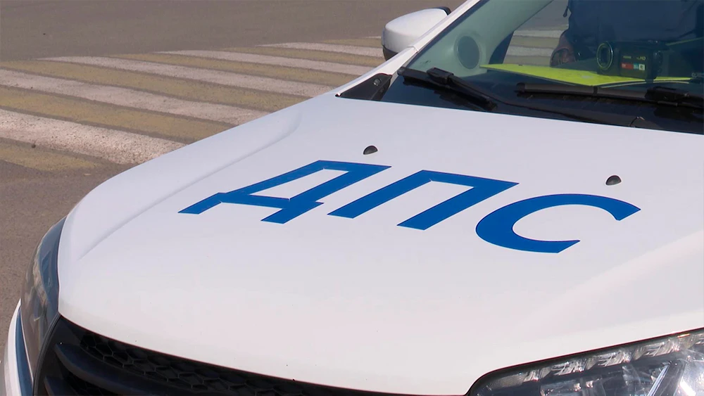 Автомобиль ДПС во время рейда «Тоннель»