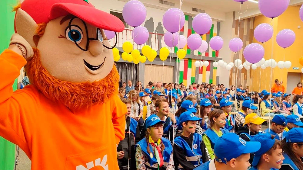 Дети в лагере «Камский Артек»