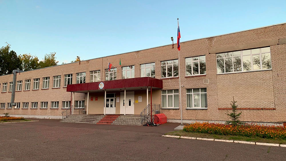 Татарская гимназия № 1 в Нижнекамске