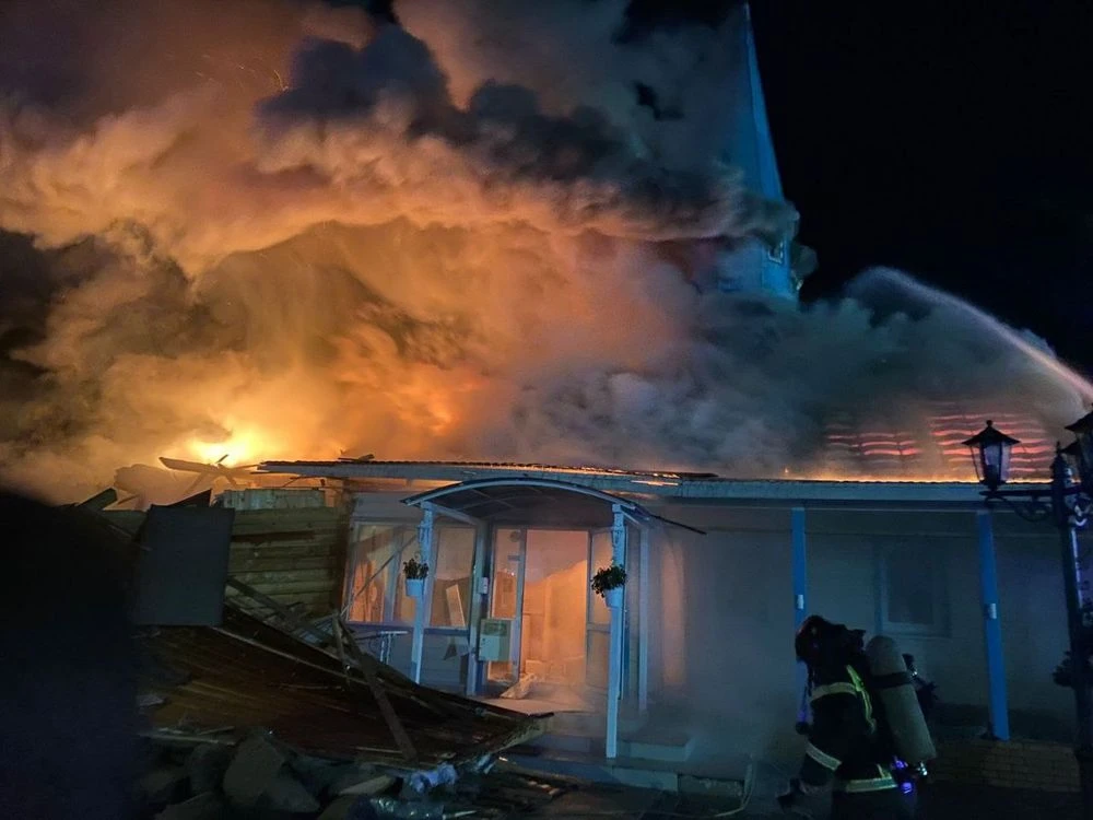 горит мечеть в Пестрецах