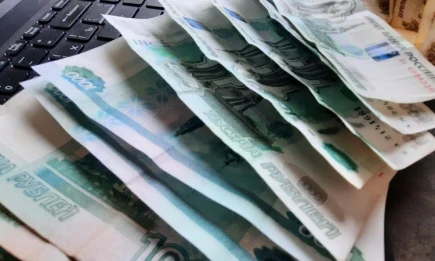 Юрист рассказал, с кого будут списывать долги без суда с 1 ноября - НТР 24