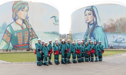 Общественному совету НКНХ и председателям СТОС показали этиленовый комплекс ЭП-600 - НТР 24