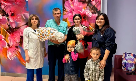 В Татарстане женщина родила двоих детей после пересадки печени - НТР 24