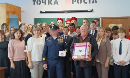 Военнослужащий из Нижнекамска встретился с мамой школьника, написавшего ему письмо - НТР 24