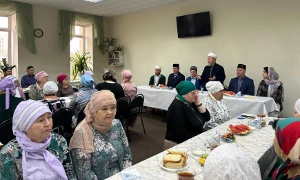 В центральной мечети Нижнекамска состоялся благотворительный обед для семей участников СВО - НТР 24