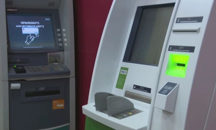 Эксперт посоветовала, как безопасно пользоваться банкоматами и картами - НТР 24