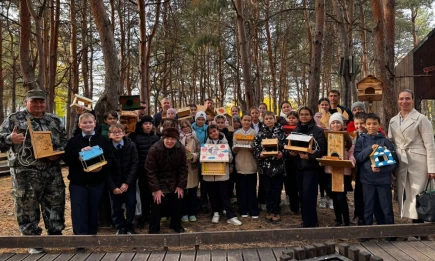 Ученики нижнекамской школы № 36 смастерили кормушки для белок - НТР 24