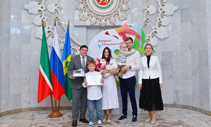 Поздравили с третьим - НТР 24