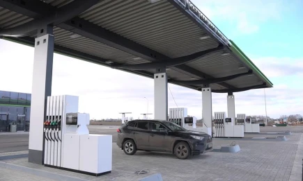 В Татарстане на 2 рубля за неделю подорожал бензин - НТР 24