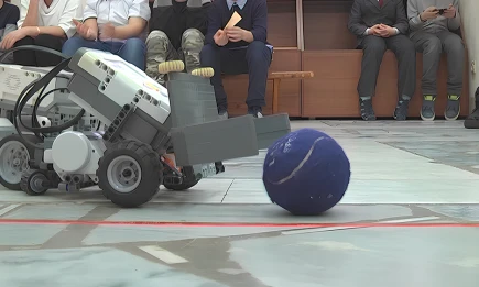 Команда из Татарстана отправится на международную «Битву роботов» - НТР 24