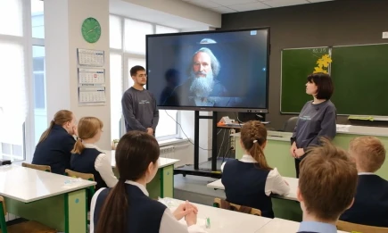 СИБУР организовал интерактивные уроки химии для школьников и студентов Нижнекамска - НТР 24