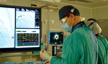 В Нижнекамске провели уникальную операцию на сосудах с алмазным буром - НТР 24