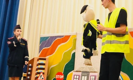 В школе № 26 показали интерактивный спектакль о ПДД - НТР 24