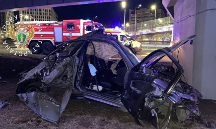 Девушка на «Хонде» влетела в бетонную опору в Казани — три человека погибло - НТР 24