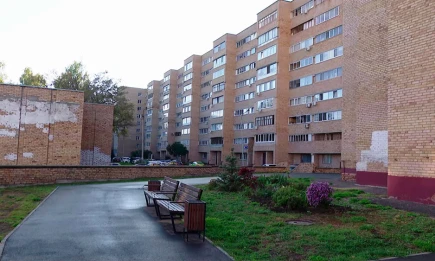 Татарстанцам рассказали, какие автомобили запрещено парковать во дворах домов - НТР 24