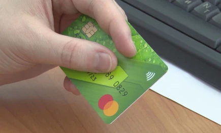 Эксперт рассказал, чем опасны поступающие на карту переводы - НТР 24